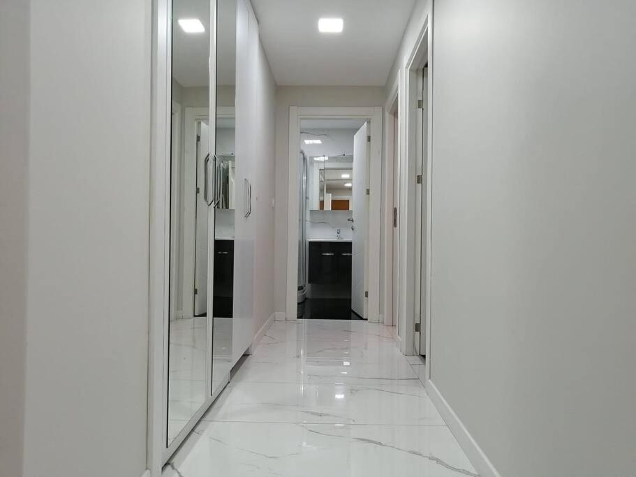 Sisli Apartment, 2 Bedrooms, 250 M Metro, New Modern Residence Istanbul Exterior photo